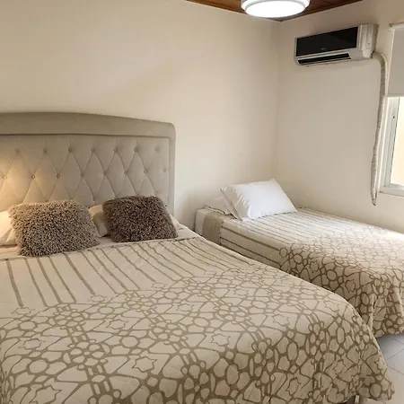 Apartamento Brisas Del Mar Caribe Edificio Marina Del Rey Laguito Cartagena